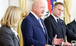 Die Bundesregierung hat sich am Montag auf einen groben Finanzplan für die kommenden zwei Jahre ...