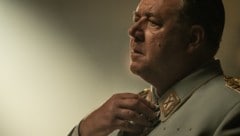 Russell Crowe spielt den bereits inhaftierten Hermann Göring.