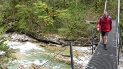 Mehrere Brücken führen über die Brandenberger Ache.