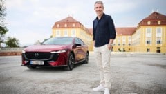 Ein mann und sein Elektroauto: ServusTV-Sportchef Christian Nehiba ist bereit, um sieben Stars ...