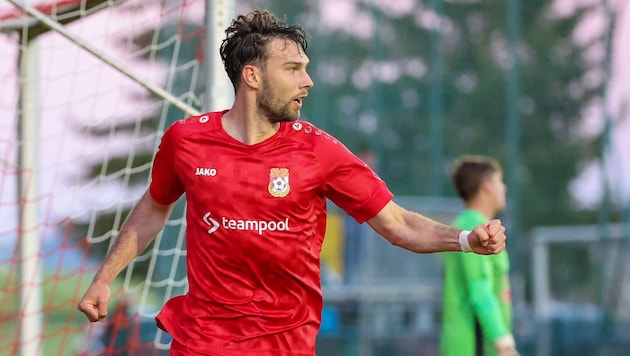 Traf in St. Johann zur Führung: Seekirchens Fabian Büchele