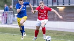Hallein (rechts Mitterlechner) bezwang den SAK mit 3:2.