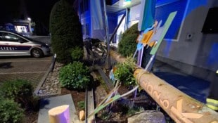 Der Maibaum in Mooskirchen wurde in der Nacht mutwillig umgeschnitten.