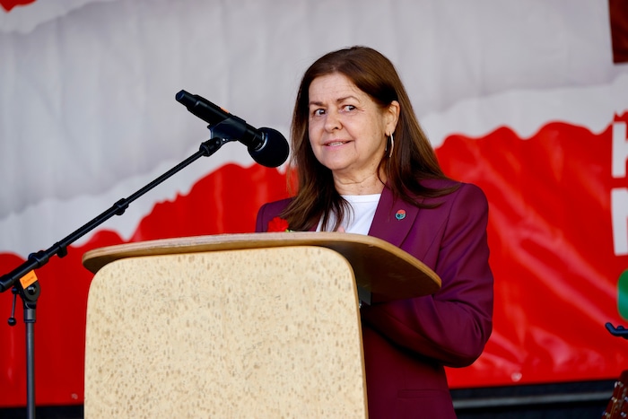 Doris Kampus macht in Graz mit dem „Gesundheitsnotstand“ Politik.