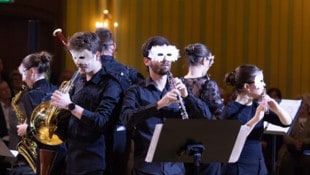 Bläsergruppe Sonus Ventis aus Slowenien füllte die Arena klanglich auch mit ...