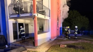 95 Einsatzkräfte standen bei dem Küchenbrand im Einsatz. 