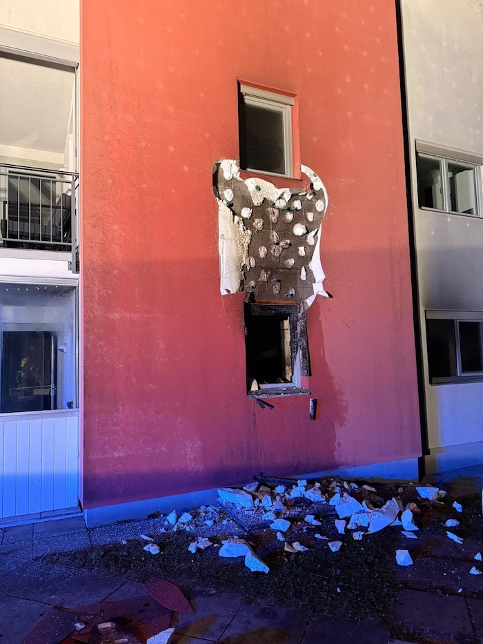 Auch der Fassadenbereich wurde geöffnet.
