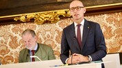 Landesrat Willibald Ehrenhöfer holte für Budget-Rettung Expertentrio an Bord.