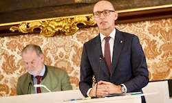 Landesrat Willibald Ehrenhöfer holte für Budget-Rettung Expertentrio an Bord.
