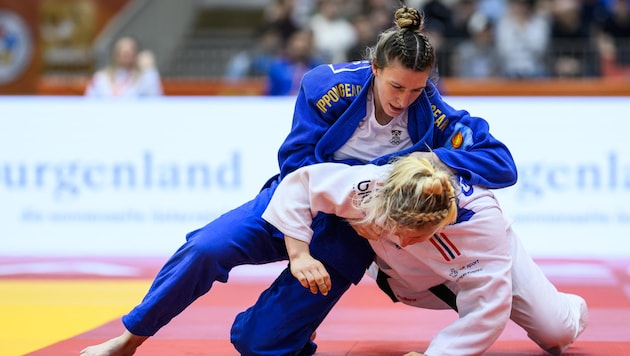 Michaela Polleres (li.) bejubelt Platz zwei.