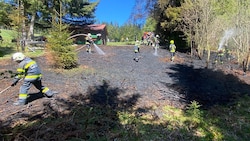 In einem Waldstück am Rosenkogel (Gemeinde Stainz) brach Samstagvormittag ein Brand aus.
