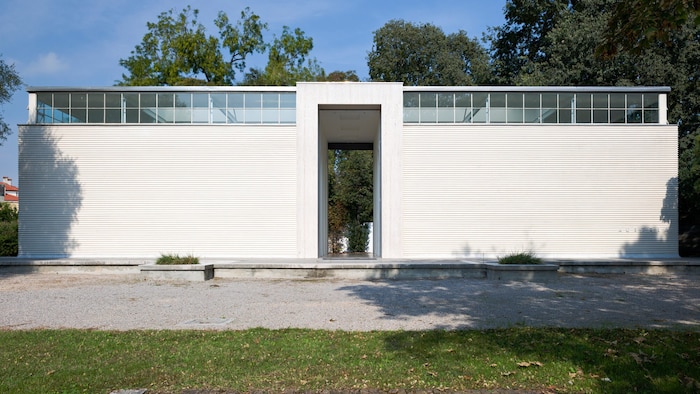 Florentina Holzingers „Seaworld Venice“ zieht nächste Woche in den Pavillon von Josef Hoffmann ...