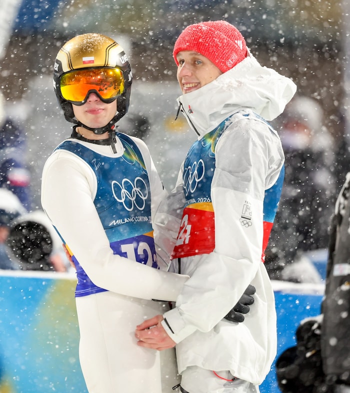 Die polnischen Skispringen müssen weiter auf die versprochenen Prämien warten.