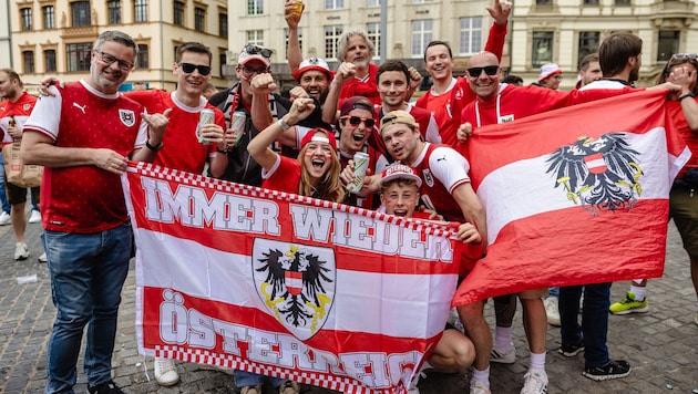 Viele Fans haben ihre WM-Tickets schon.