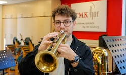In Hof genießt der Musikverein mit Josef Stöllinger hohes Ansehen. Gemeinde und Bürger danken es ...