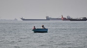 Die iranische Führung beharrt weiter darauf, die Straße von Hormuz (Bild) kontrollieren zu ...