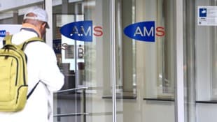 Mit Stand Ende April gab es in Tirol 21.639 Personen ohne Job. Gegenüber dem Vorjahr ein Plus ...