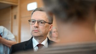 Schuldspruch und Rücktritt: Ein schwarzer Tag für ÖVP-Klubobmann August Wöginger.