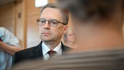 Schuldspruch und Rücktritt: Ein schwarzer Tag für ÖVP-Klubobmann August Wöginger.