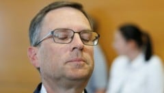 ÖVP-Klubobmann August Wöginger ist am Montag im „Postenschacher“-Prozess in Linz wegen ...