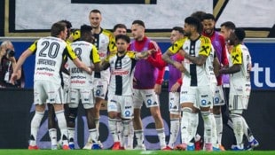 Großer Jubel beim LASK: Das Double ist weiter in Reichweite!