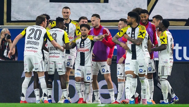 Großer Jubel beim LASK: Das Double ist weiter in Reichweite!