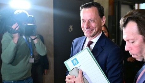 Ernst Gödl folgt August Wöginger nach.