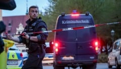Der Tatort in Leipzig blieb auch am Dienstag noch gesperrt.
