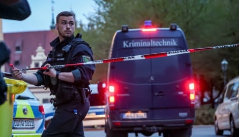 Der Tatort in Leipzig blieb auch am Dienstag noch gesperrt.