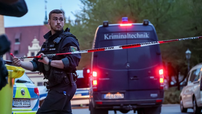 Der Tatort in Leipzig blieb auch am Dienstag noch gesperrt.
