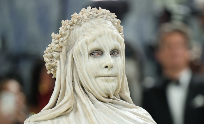 Hat Heidi Klum ihr neuestes Halloween-Kostüm etwa schon zur Met-Gala ausgeführt?