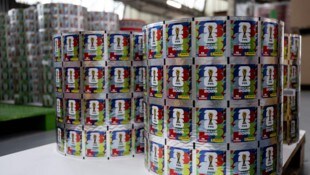 Von jedem Fußballer ein Sticker– Wer bekommt sie alle zusammen?