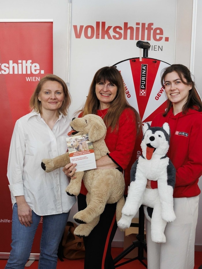 Katharina Krenn (links), Senior Brand Manager Purina Österreich und Sabine Rauscher, ...