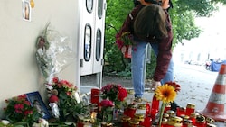 2005 wurde die Studentin bei einer Telefonzelle im Bereich des Innsbrucker Rapoldiparks ...
