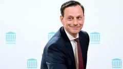 Der 54-jährige Steirer ist für viele eine Überraschung als neuer Klubobmann der Volkspartei.