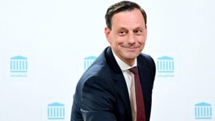 Der 54-jährige Steirer ist für viele eine Überraschung als neuer Klubobmann der Volkspartei.