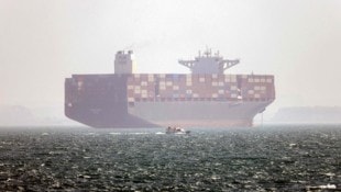 Ein iranischer Tanker in der Straße von Hormuz