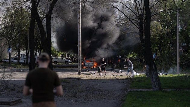Aufnahmen nach russischen Luftschlägen gegen die ukrainische Stadt Kramatorsk