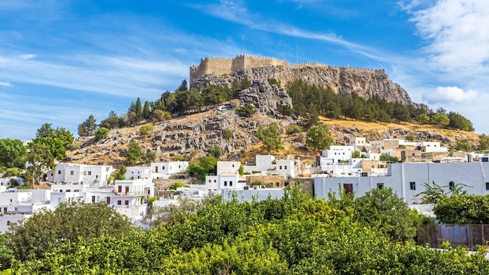 Das Dorf Lindos mit seinen strahlend weißen Häusern.