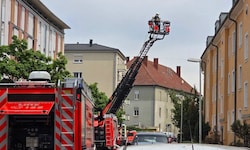 Der Einsatzort in der Linzer Hittmairstraße. Der Bewohner hatte von Sprengstoff und Granaten in ...