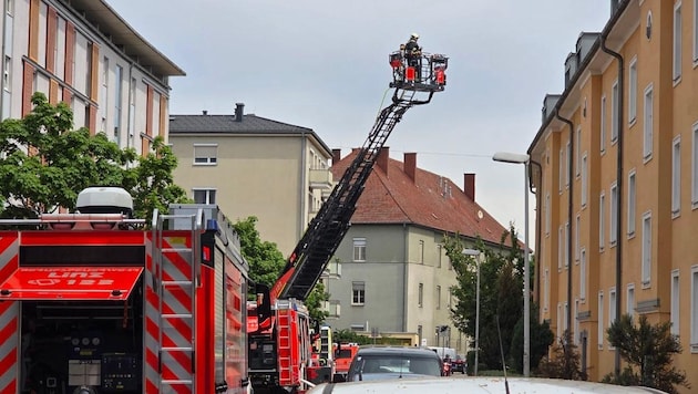 Der Einsatzort in der Linzer Hittmairstraße. Der Bewohner hatte von Sprengstoff und Granaten in ...