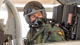 Kronprinzessin Leonor bewies im Cockpit eines Kampfjets echte Nerven.