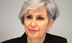 Ministerin Sporrer legt den Gesetzesentwurf vor.