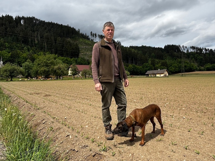 Bauer Josef Eschenauer in St. Veit. Er hat bereits mit massiven Getreideausfällen zu kämpfen.