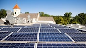 Photovoltaik-Anlagen sollen künftig leichter und ohne Genehmigungsverfahren aufgestellt werden ...