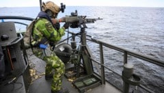 Aktuell besteht ein hoher Bedarf nach Waffen.