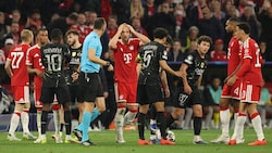 Die Bayern-Spieler konnten ihren Augen nicht glauben.