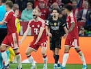 Konrad Laimer (Mitte) und Co. konnten es nicht fassen.