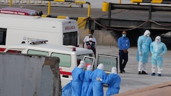 Mehrere Passagierinnen und Passagiere, die am Hantavirus erkrankt sind, wurden zur Behandlung ...