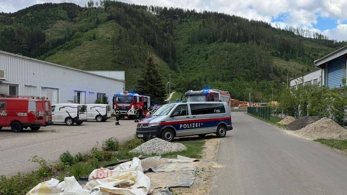 Ein Großaufgebot an Einsatzkräften war in Leoben-Göss vor Ort.